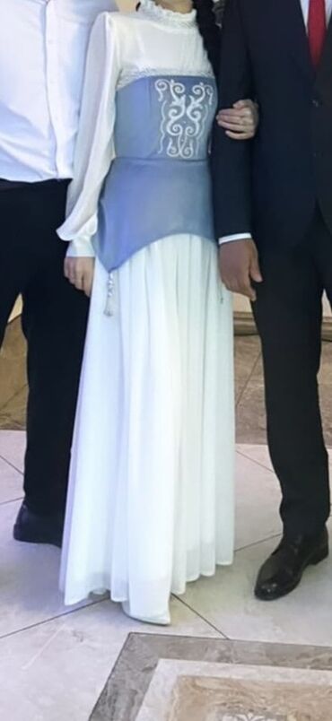 лыжные костюмы на прокат: Национальный костюм, Женский