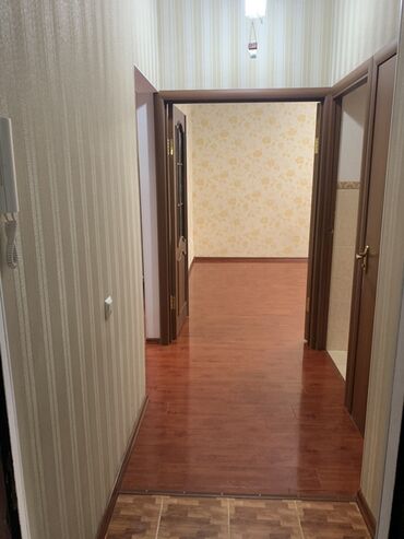 Продажа квартир: 3 комнаты, 63 м², 105 серия, 2 этаж, Евроремонт