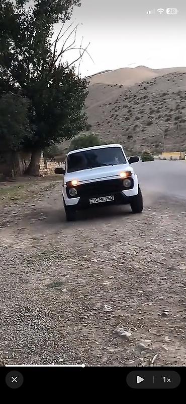 niva siti satilir: VAZ (LADA) 4x4 Niva: 1.6 l | 1986 il — 6
