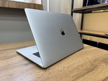 Ноутбуки: Ноутбук, Apple, 16 ГБ ОЗУ, Intel Core i7, 15.4 ", Б/у, Для работы, учебы, память NVMe SSD