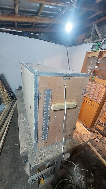 Товары и оборудование для с/х животных: Клетка для животных с деревянным каркасом и металлической сеткой — 17