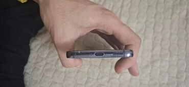 samsung note 10 plus ikinci el: Samsung Galaxy S22, 256 GB, rəng - Boz, Düyməli, Barmaq izi, Simsiz şarj