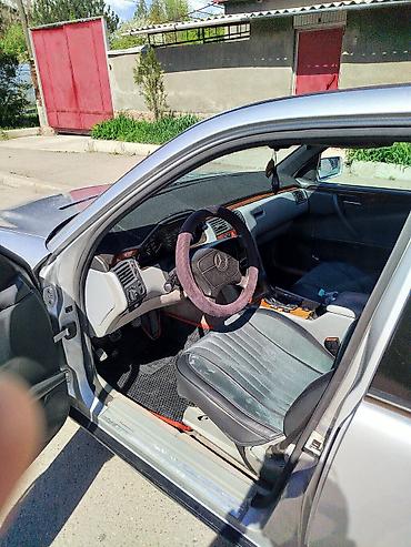 Mercedes-Benz: Mercedes-Benz E-Class: 1995 г., Седан — 2