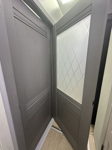 стекло в межкомнатную дверь: Межкомнатная дверь со стеклом, Витражная, цвет - Серый