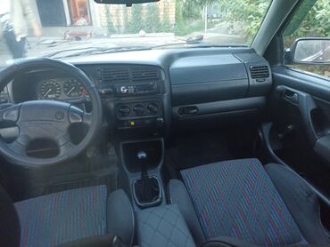 купить volkswagen crafter: Volkswagen Golf: 1996 г., 1.8 л, Механика, Бензин, Хэтчбэк