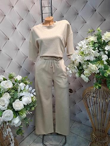 iris smart: Damski komplet – bluza i pantalone sa štras detaljima - Dvodijelni — 4
