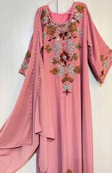 этно кийимдер: Кече көйнөгү, Жеңдери менен, 7XL (EU 54)
