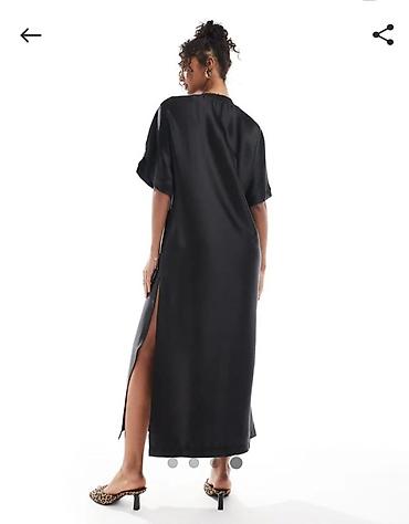 asos: Черное атласное платье длины миди от бренда ASOS DESIGN. Фасон — 4