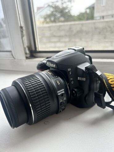 фотоаппарат nikon l330: Зеркальный фотоаппарат Nikon D3000 Идеален для повседневной съемки