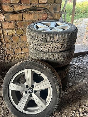 k5 optima: Комплект из 4 колес в сборе для Toyota: - Литые диски 16" (5-спицевые — 3