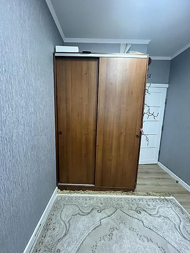 шкафы купе мебель: Продается Шкаф-купе с раздвижными дверями, отделка под натуральное — 2