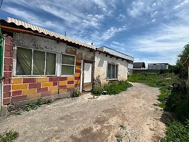 цена участка 6 соток: ПРОДАЕТСЯ ДОМ С БИЗНЕСОМ В ЦЕНТРЕ г.НАРЫНА • Участок — 4 сотки • — 3