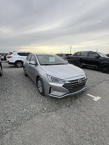 Hyundai Avante: 2019 г., 1.6 л, Автомат, Бензин, Седан