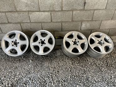 грузовик сапок: Литые Диски R 17 Mercedes-Benz, Комплект, отверстий - 5, Б/у