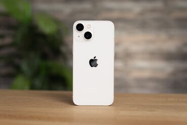 чехол для телефона кожаный: IPhone 13, Б/у, 128 ГБ, Белый, Защитное стекло, Чехол, Коробка, 86 %