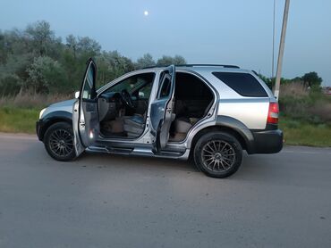 hyundai salon: Kia Sorento: 2.5 л | 2006 г. Внедорожник