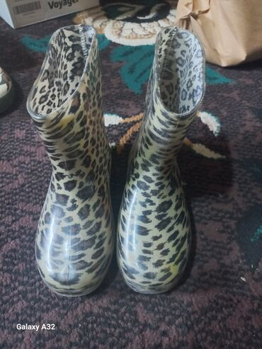 Детская обувь: Детская обувь на 6, 7, 8 лет, производство Южная Корея. Обувь хорошего — 2