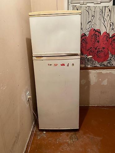 soyuducu yeni: İşlənmiş 2 qapılı Soyuducu Satılır, rəng - Ağ, Dolab içi — 1