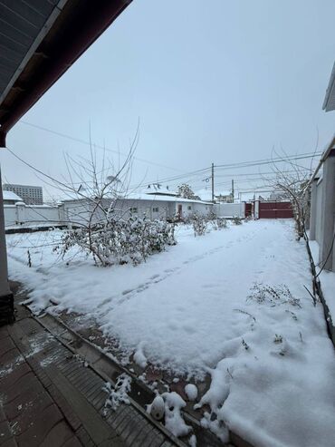 Долгосрочная аренда домов: 250 м², 6 комнат — 4