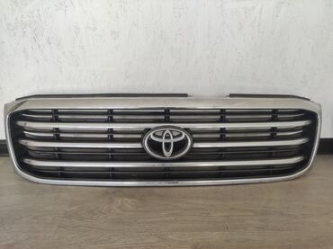 Решетки радиатора: Решетка радиатора Toyota 2002 г., Б/у, Оригинал