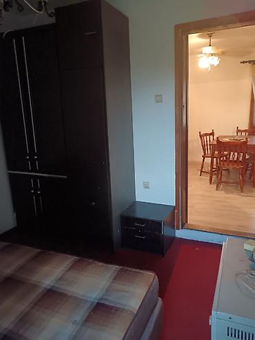 novogradnja stanovi ub: Dvosoban namešten stan – dnevna i spavaća soba, trpezarija, predsoblje — 4