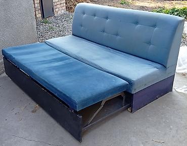 used bed: Продаю двухярусный диван кровать.
Требуется перетяжка — 3