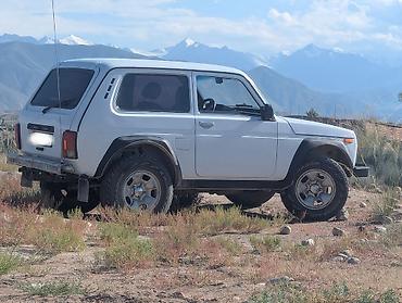 авто товары: ВАЗ (ЛАДА) 4x4 Нива: 1998 г., 1.7 л, Механика, Бензин, Внедорожник — 1