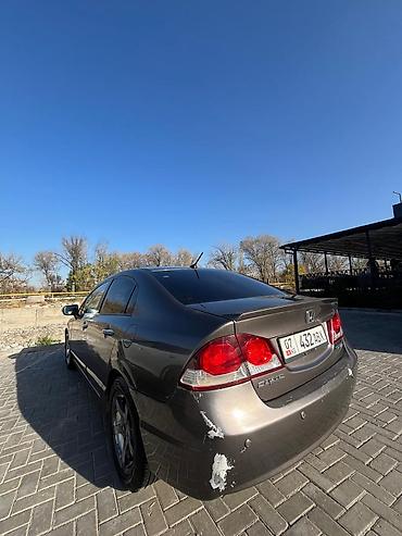 civik: Honda Civic: 2010 г., 1.3 л, Вариатор, Гибрид, Седан — 4