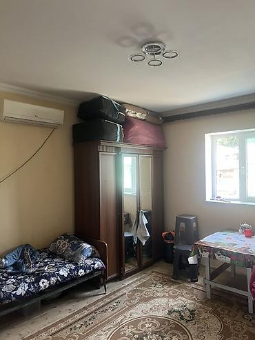 atciliqda evler: Obyekt: həyəti olan fərdi yaşayış evi Təsvir: - Tam daş hasarla — 4