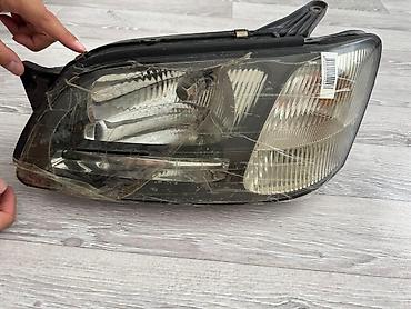 фонарь 124: Комплект передних фар Subaru 2000 г., Б/у, Оригинал — 2