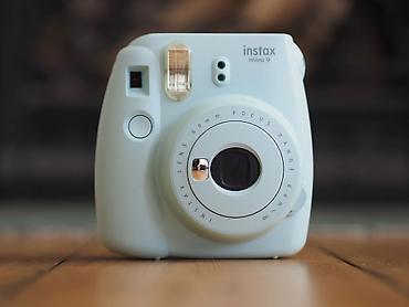Фотоаппараты: Камера моментальной печати Fujifilm Instax Mini 9 позволяет делать — 16
