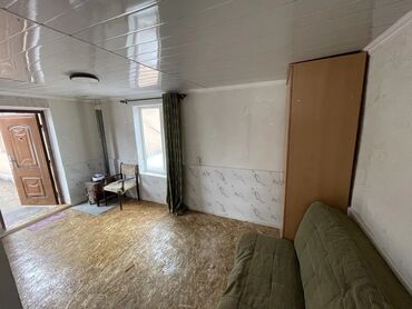 жилой дом в аренду: 30 м², 2 комнаты, Утепленный, Забор, огорожен