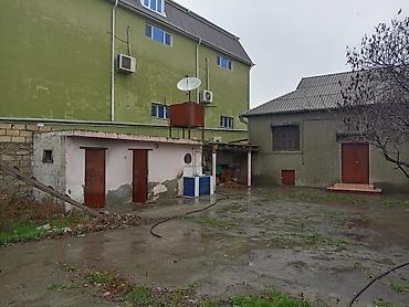 Həyət evləri və villaların satışı: 3 otaqlı, 5 kv. m, Orta təmir — 5