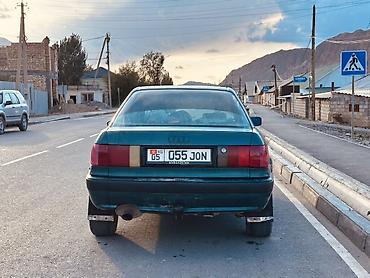 калдина: Audi 80: 1991 г., 1.8 л, Механика, Бензин, Седан — 3