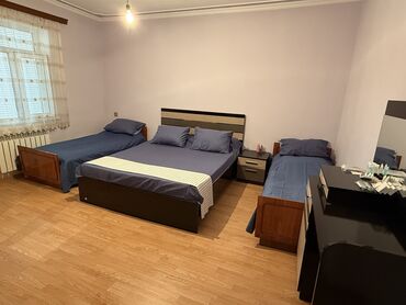 Günlük kirayə evlər: 230 kv. m, 6 otaqlı, Kanalizasiya, Kombi, Qaz — 5