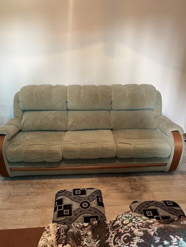 Диваны: Продаю диван двойка Манхеттен состояние отличное