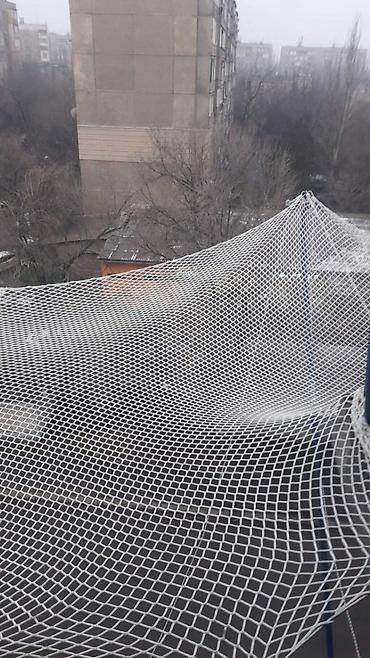 Другие строительные материалы: ЗУС. (ЗАЩИТНО УЛАВЛИВАЮЩАЯ СЕТКА). ПРИМЕЧАНИЕ: За монтаж 1 ПМ 550с — 10