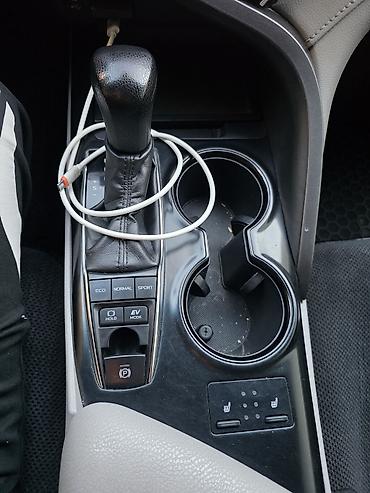 sliv panteri: Toyota Camry: 2017 г., 2.5 л, Гибрид, Седан — 9