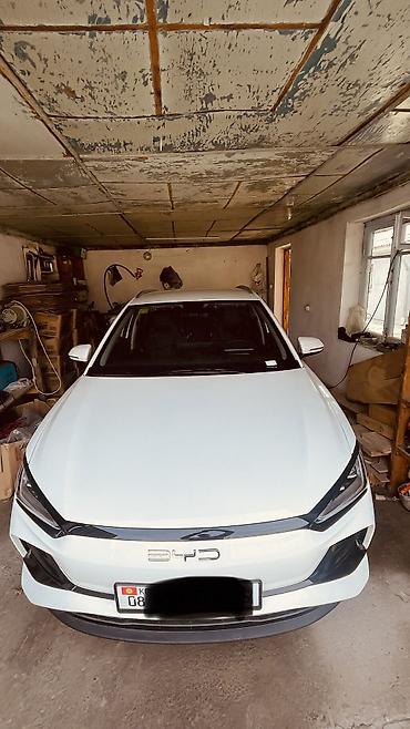 BYD: BYD E2: 2025 г., 0.1 л, Вариатор, Электромобиль, Хэтчбэк — 2