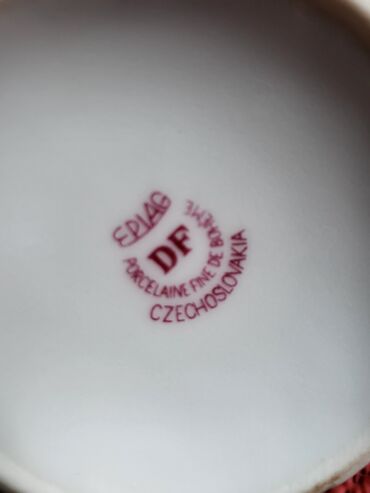 Kuhinjski setovi: Servis nov za kafu Epiag Bohemija 1950g + Cehoslovacka na lalafo.rs — 20 Kuhinjski setovi: Servis nov za kafu Epiag Bohemija 1950g + Cehoslovacka — 20