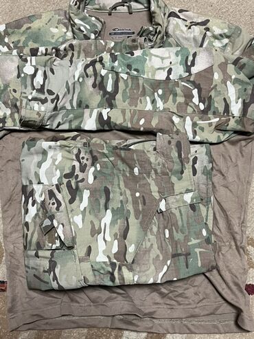 Köynəklər: İdman dəsti, M