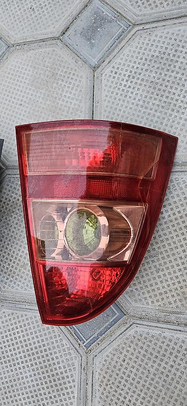 arxa spoyler: Məhsul: Toyota Corolla E120 (2002–2006) üçün arxa fənər cütü Təsvir — 4