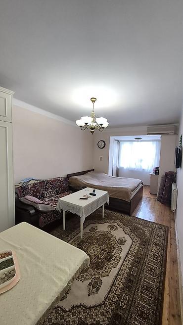 Daşınmaz əmlak: Bakı, 1 otaqlı, Köhnə tikili, m. Qara Qarayev, 35 kv. m — 1