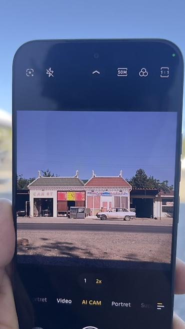Digər mobil telefonlar: Satılır: Android smartfon Xüsusiyyətlər: - 50 MP əsas kamera (kamera — 2