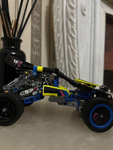 böyük konstruktorlar: LEGO Technic qum avtomobili – yığma konstruksiya model - Rənglər — 3