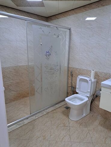 Uzunmüddətli kirayə mənzillər: Binəqədi rayonu,Azadlıq pr,İlayda uşaq baxçasının yanında,15 — 5