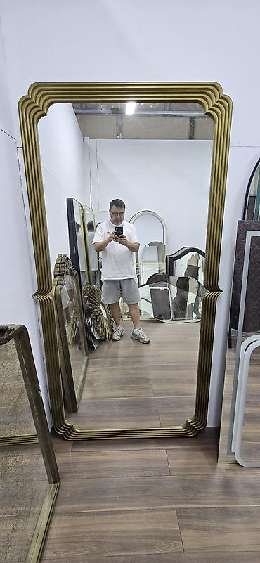 одежд: Эксклюзивное зеркало, в наличии. От простых до эксклюзивных. Звоните — 3