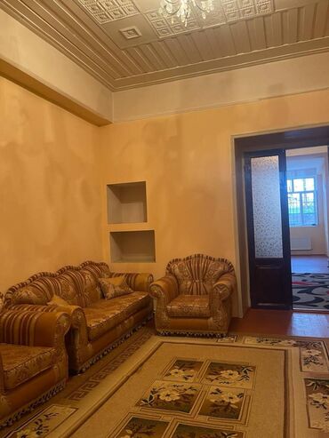 Köhnə tikili: Bakı, Bakıxanov qəs., 4 otaqlı, Köhnə tikili, 70 kv. m — 2