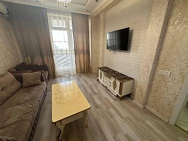 qara qarayev: İcarəyə verilir 2 otaqlı yeni tikili 65 m², Qara Qarayev m. 800 — 2