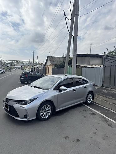 Toyota: Toyota Corolla: 2020 г., 1.8 л, Вариатор, Гибрид, Седан — 3